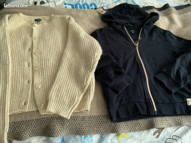 Sweat capuche,gilet maille 10 ans (image 1)