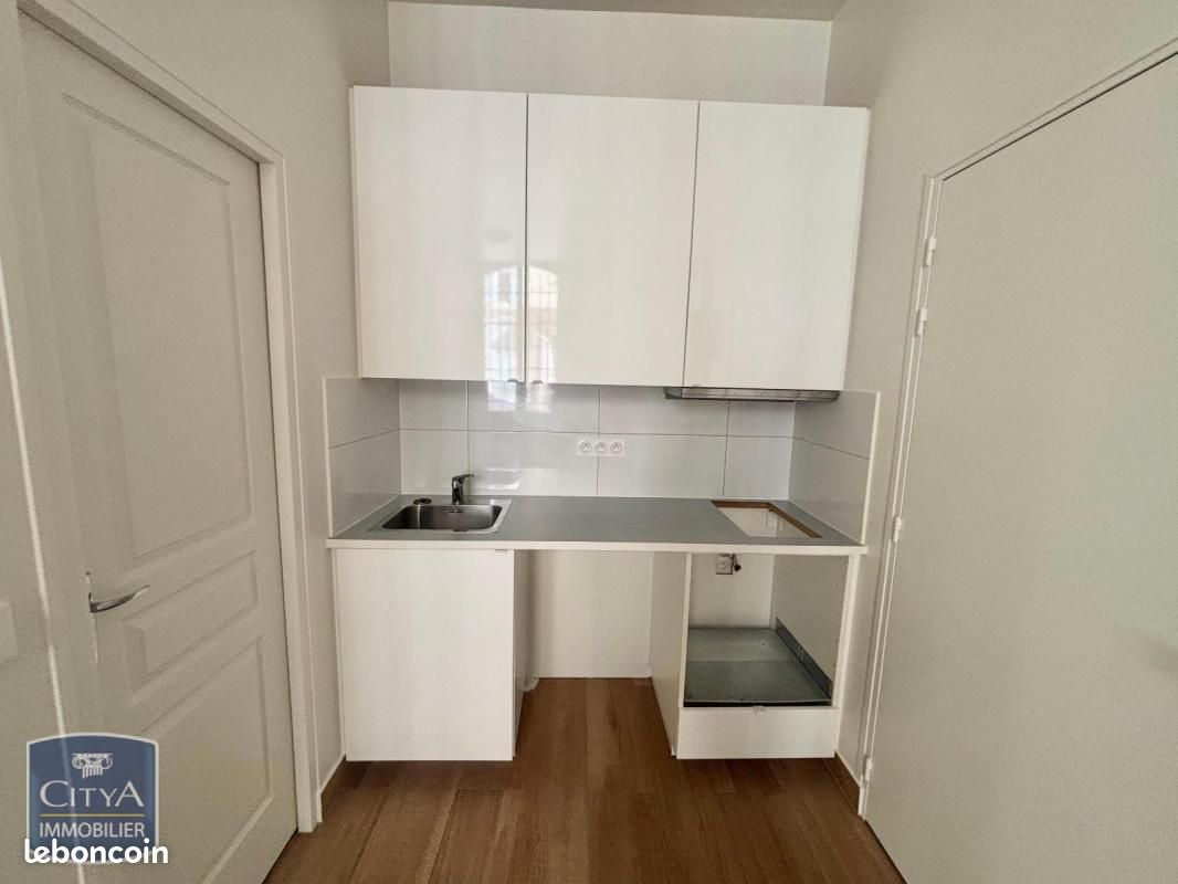 Appartement 1 pièce 19 m² · à Toulon · 19 m² · 469 €/mois