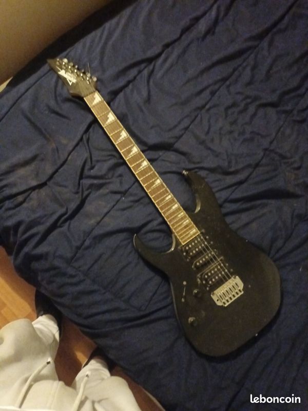 Guitare Électrique Ibanez gauchère (image 1)