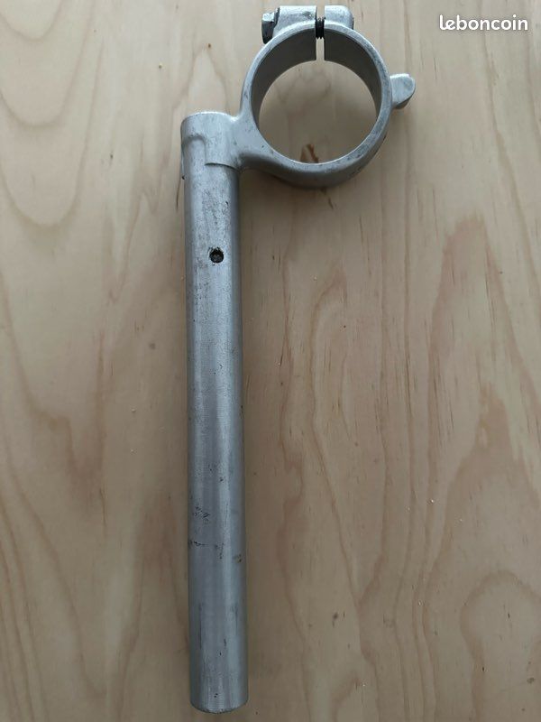 Demi guidon bracelet droit (image 2)