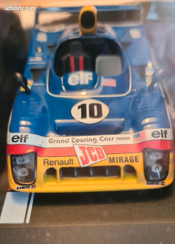 Le Mans Miniatures Mirage Renault GR8 #10 -1977 Le Mans 1/32 Slot Car