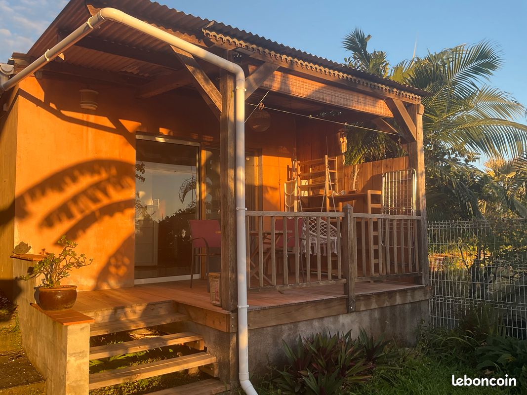 Maison 2 pièces 50 m² · à Petite-Île · 50 m² · 750 €/mois