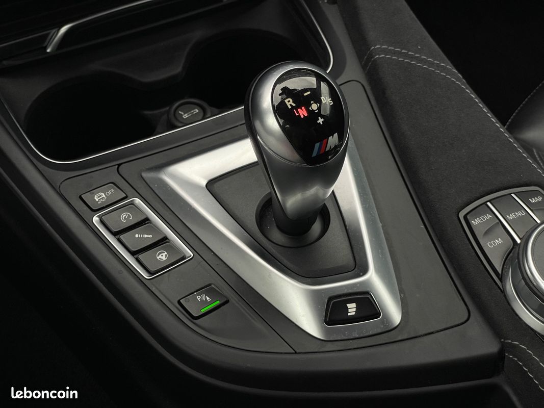BMW M4 CS Coupé (F82) 3.0 460 cv DKG - Origine France - Suivi BMW - Affichage tête haute - CarPlay ... (image 27)