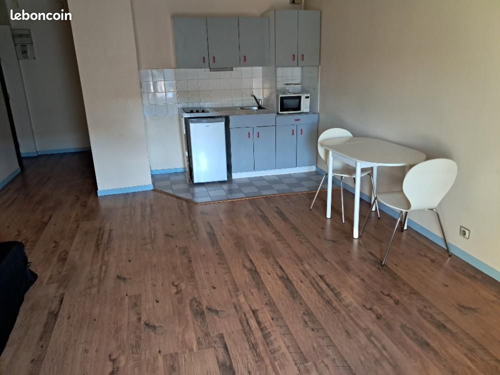Appartement 1 pièce 33 m² · à Cholet · 33 m² · 438 €