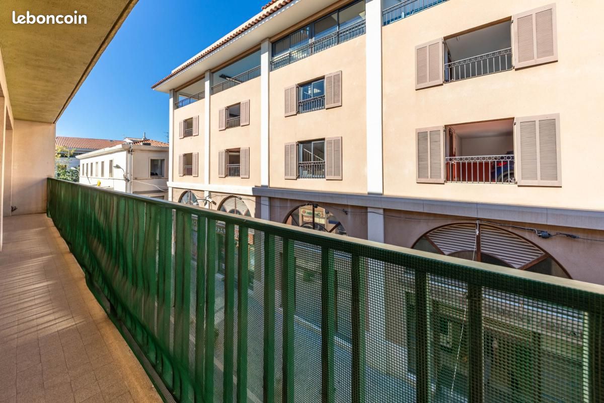 Appartement 3 pièces 67 m² · à Sanary-sur-Mer · 67 m² · 285 000 €
