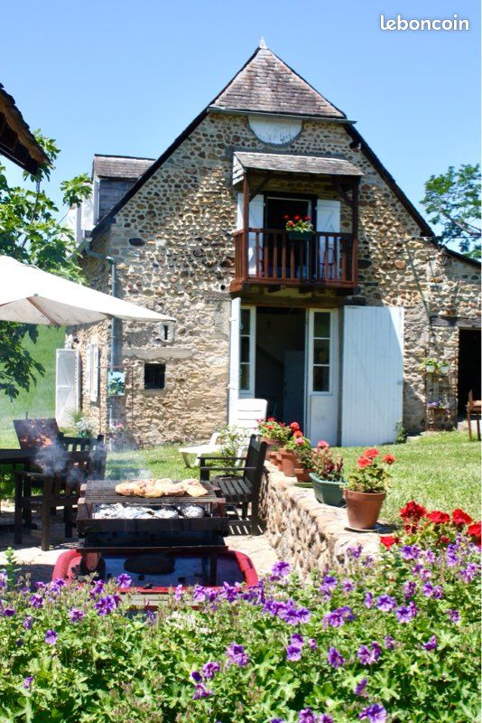 Appartement 8 pièces 170 m² · à Oloron-Sainte-Marie · 170 m² · 395 000 €