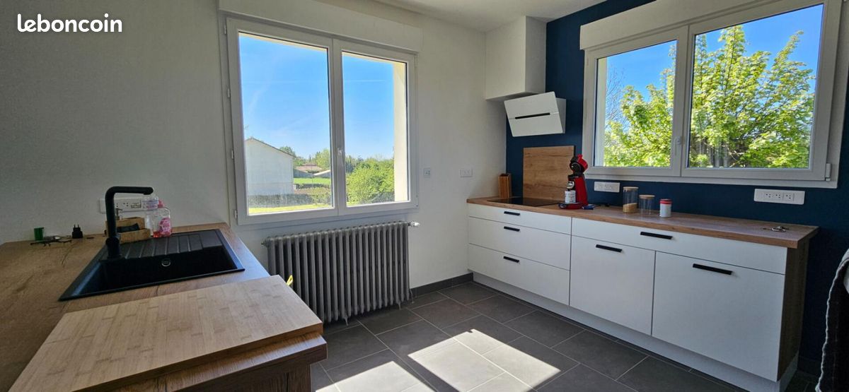 Maison 4 pièces 76 m² - Sainte-Ouenne 79220 (image principale 4)