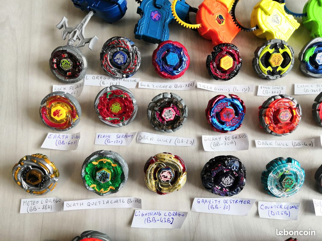 Hasbro Beyblade Metal Master Toupie radiocommandée + Lanceur Gravity Destroyer - Autre jeu de