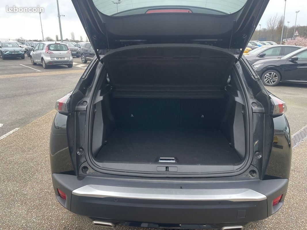 Peugeot 2008 1.2 PURETECH 130CH S&S GT EAT8 (image 6)
