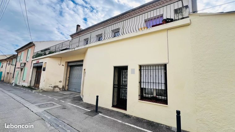 Immeuble 152 m² Pertuis