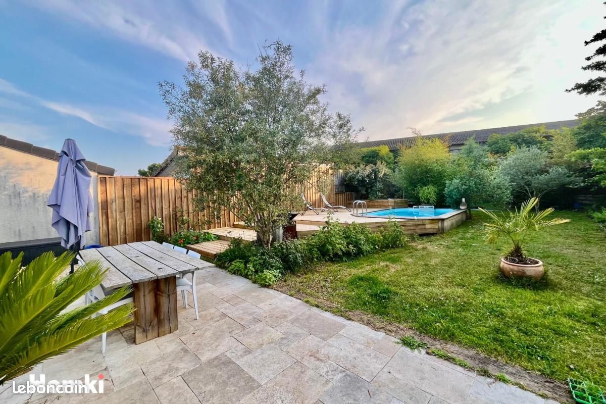 Maison 5 pièces 132 m² · à Mérignac · 132 m² · 550 000 €