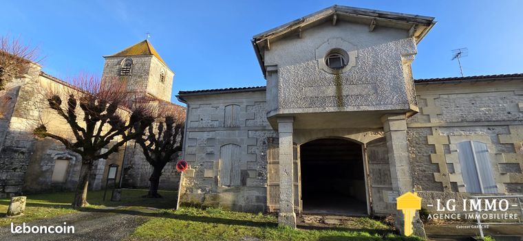 Parking/box 157 m² Lorignac