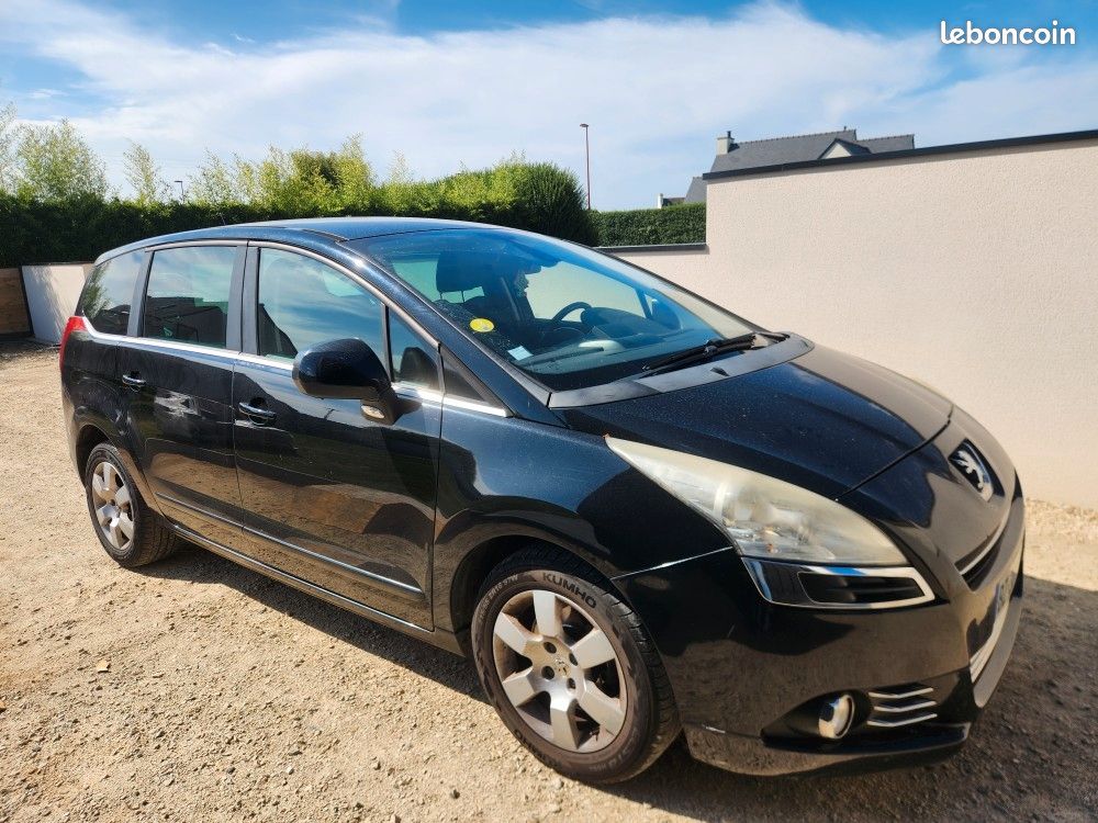 Peugeot 5008 2.0 hdi fap business pack 7pl (image 2)