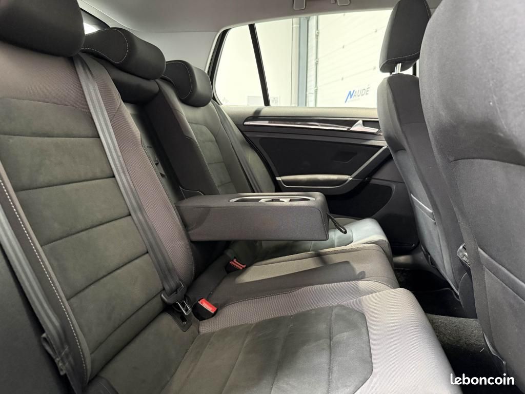 VOLKSWAGEN GOLF 7 (VII) 2.0 TDI CR 150 CH DSG 7 Carat (image 18)