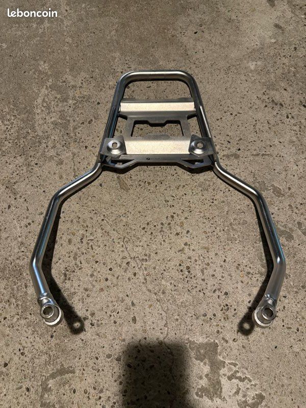 Porte bagage OEM BMW pour top case aluminium sur R 1200 GSA et R 1250 GS Adventure et pour montage de la platine GIVI SRA 5112 (image 2)