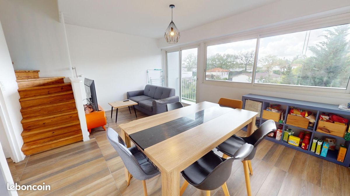 Appartement 4 pièces 67 m² · à Cenon · 67 m² · 1 100 €