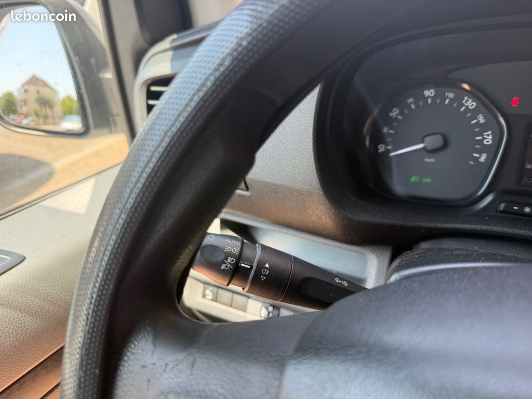 OPEL VIVARO 2.0 D 120CH AUGMENTE PACK BUSINESS BLUETOOTh (image 25)