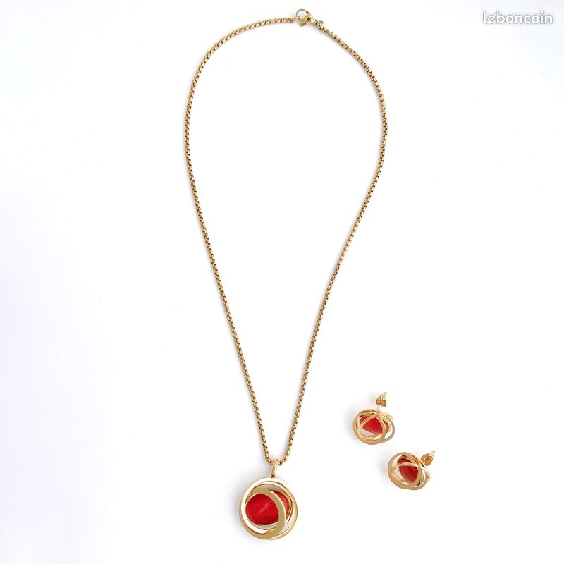 Parure De Bijoux Pierre Rouge Et Verte Sur Métal Doré - Garanti Sans Nickel - Neuf Avec Étiquettes