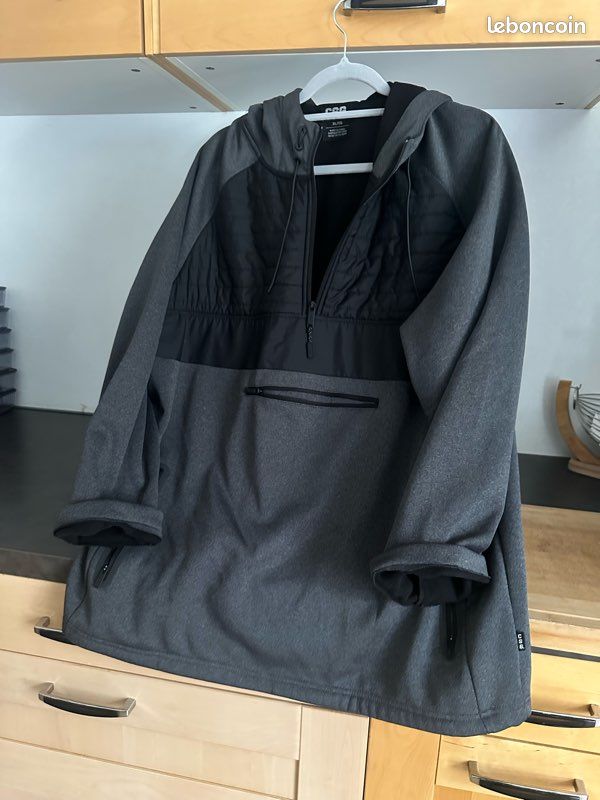 Gilet polaire gris (image 3)