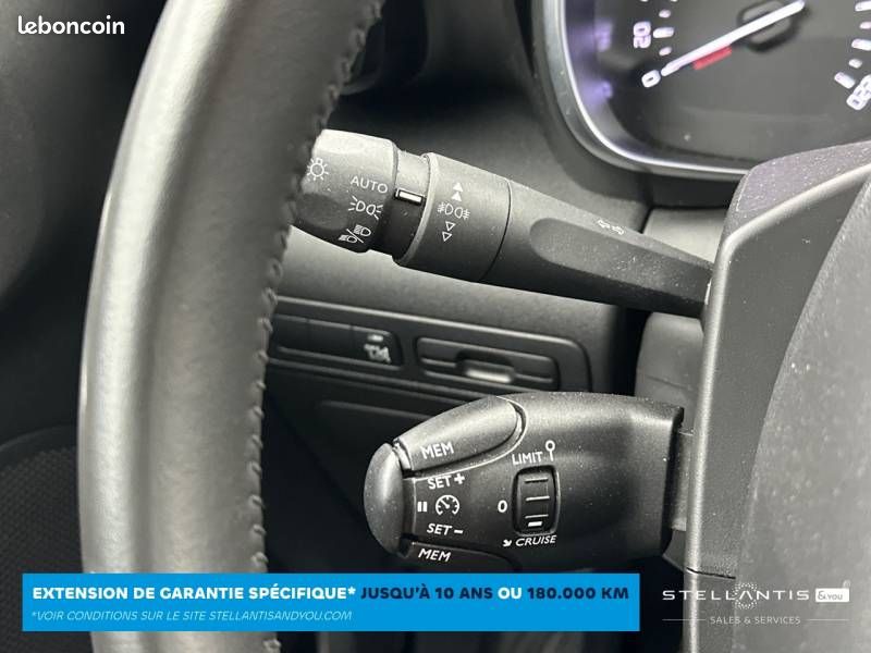Citroën C3 Aircross PureTech 110 S&S BVM6 Shine (image 17)