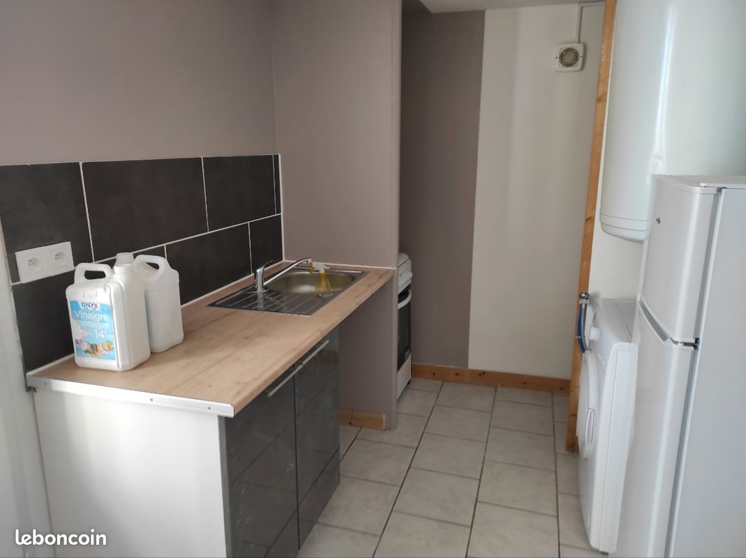 Appartement 1 pièce 30 m² · à Pont-Saint-Esprit · 30 m² · 410 €/mois