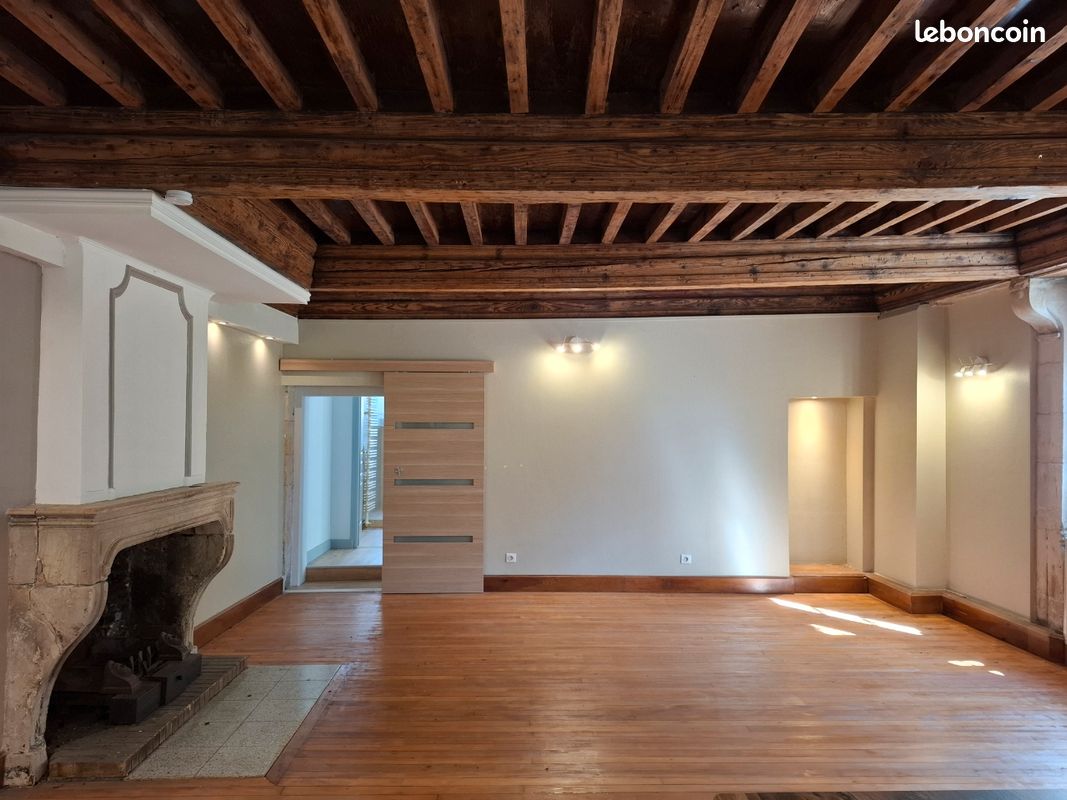 Appartement 5 pièces 200 m² · à Saint-Nicolas-de-Port · 200 m² · 199 000 €
