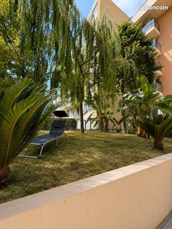 Appartement 2 pièces 50 m² · à Antibes · 50 m² · 362 000 €