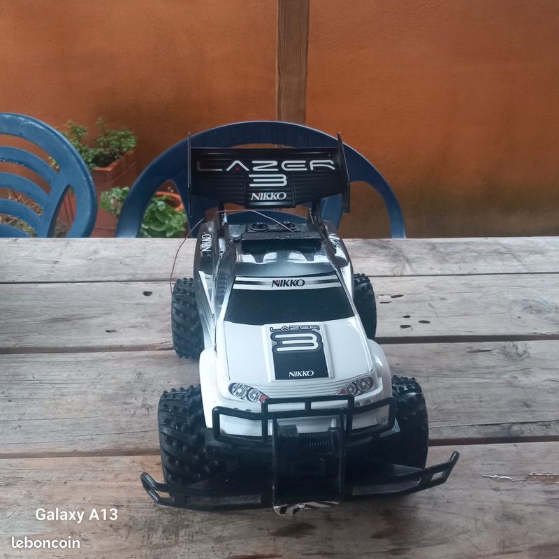 Voiture RC Vintage NIKKO Lazer Laser 3 III – No Dictator – Excellent état
