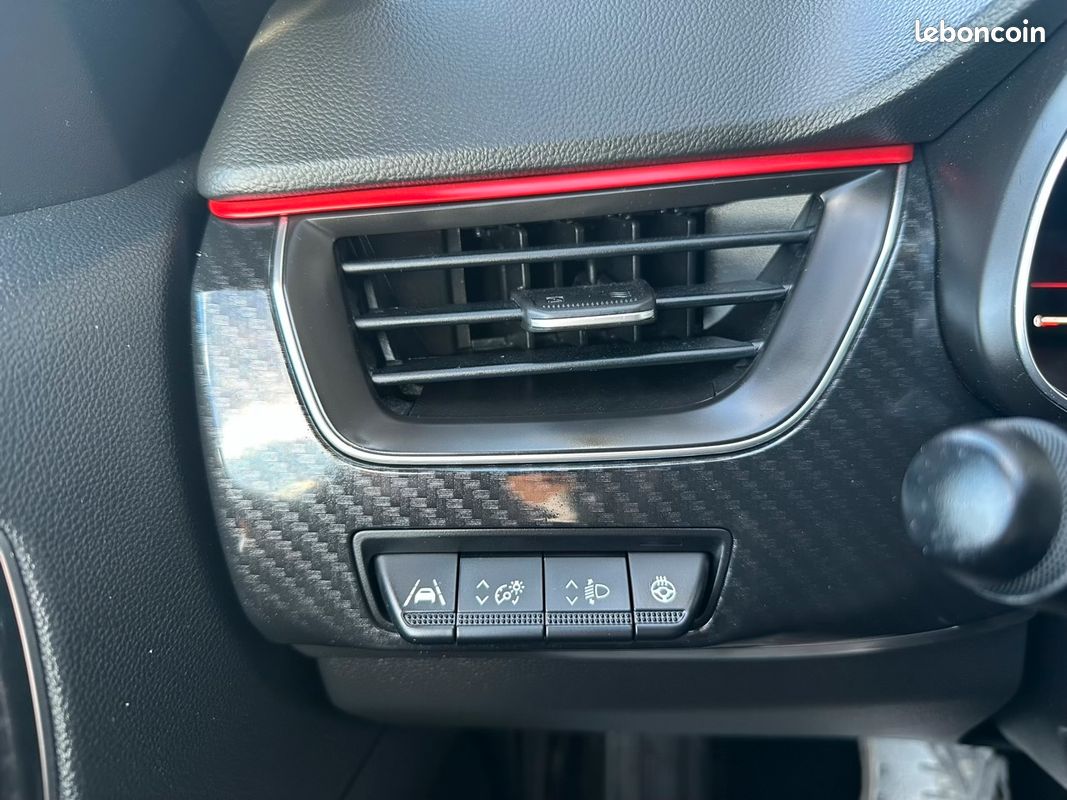Renault ARKANA 1.3 TCE MILD HYBRID 160CH RS LINE EDC -22 (image 18)