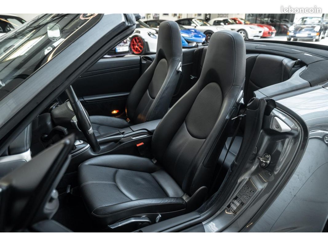 PORSCHE 911 997.2 Carrera 4S Cabriolet *Entretien 100% Porsche Rouen / 2ème main (image 24)
