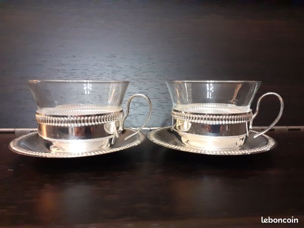 Tasse Et Soucoupe , Porcelaine, Décor Marine Vieux Paris