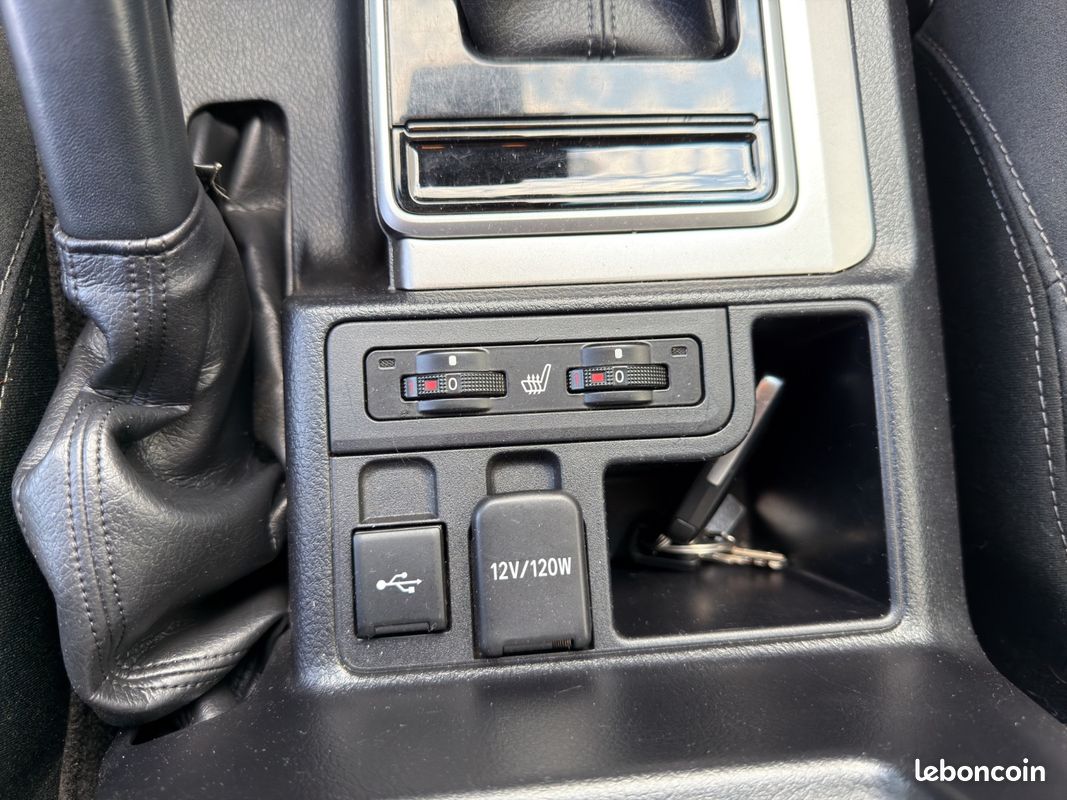 Toyota Land Cruiser 2.8 D4D 204 BVA -41 658 HT- (image 21)