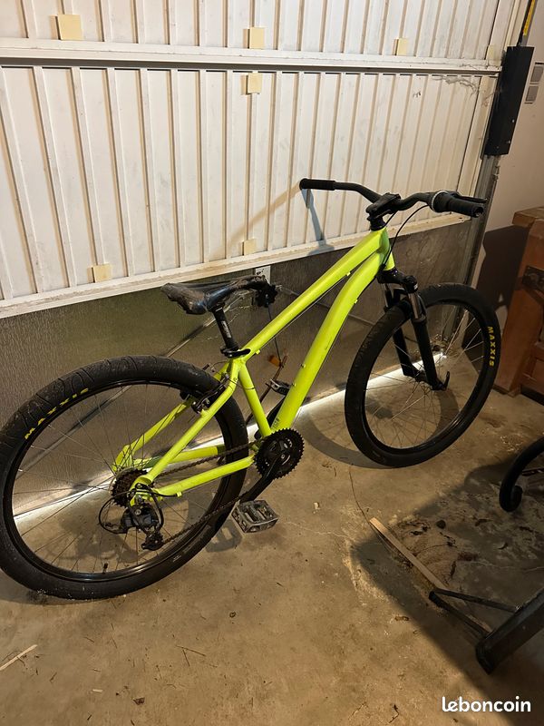 St 100 Bmx Rockrider Vtt Between Rockrider St100 100 Jaune Vtt