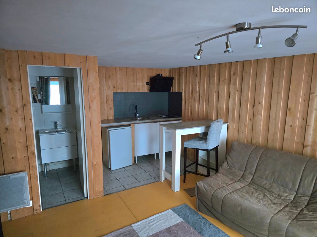 Appartement 1 pièce 24 m² · à Vannes · 24 m² · 250 €/mois