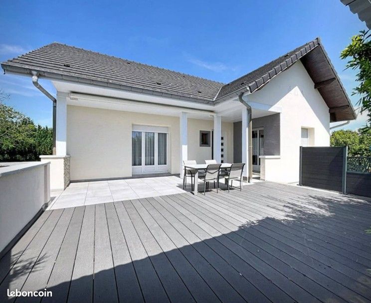 Maison 5 pièces 140 m² · à Uxegney · 140 m² · 305 000 €
