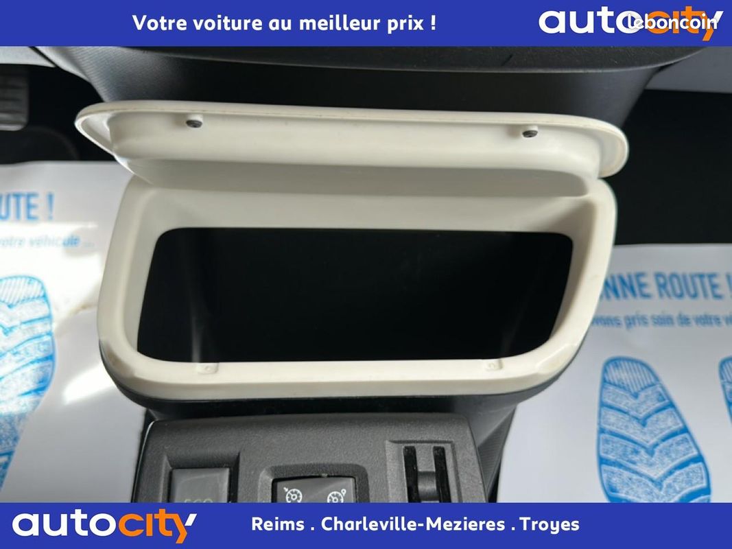 RENAULT TWINGO 0.9 Energy TCe - 90 Intens 2 (image 28)