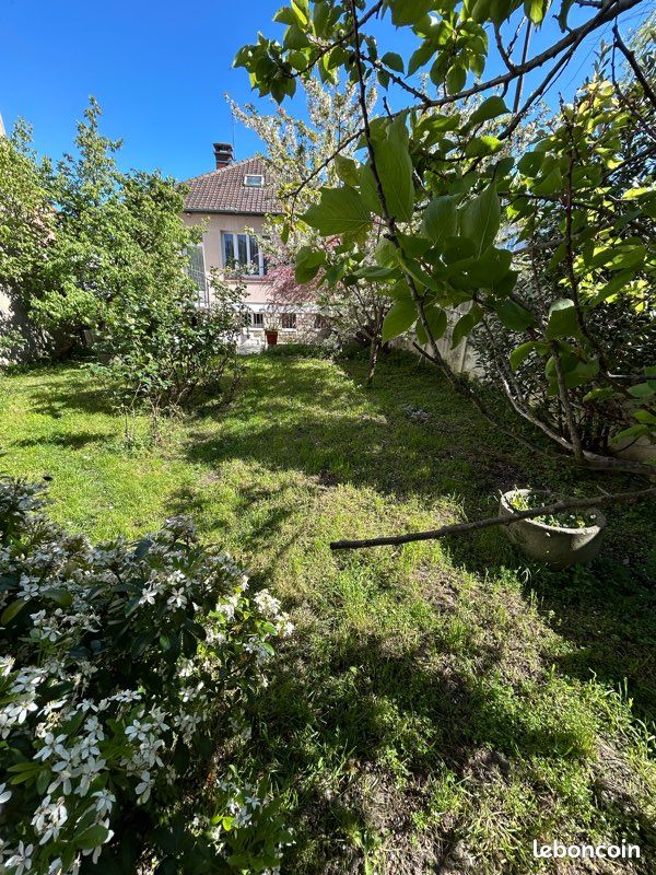 Maison 6 pièces 130 m² · à Bois-Colombes · 130 m² · 900 000 €