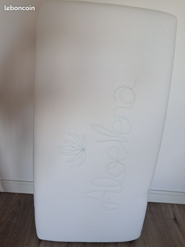 Matelas bébé Kadolis Aloé vera 60 x 120 cm) (image 1)