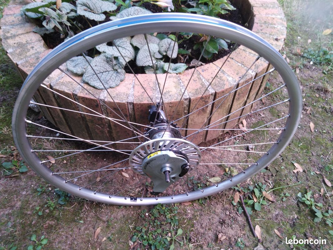 ARTICLE DISPONIBLE : Roue arriere 26 pouce nexus inter 3 – frein roller break shimano INTER M (image 2)