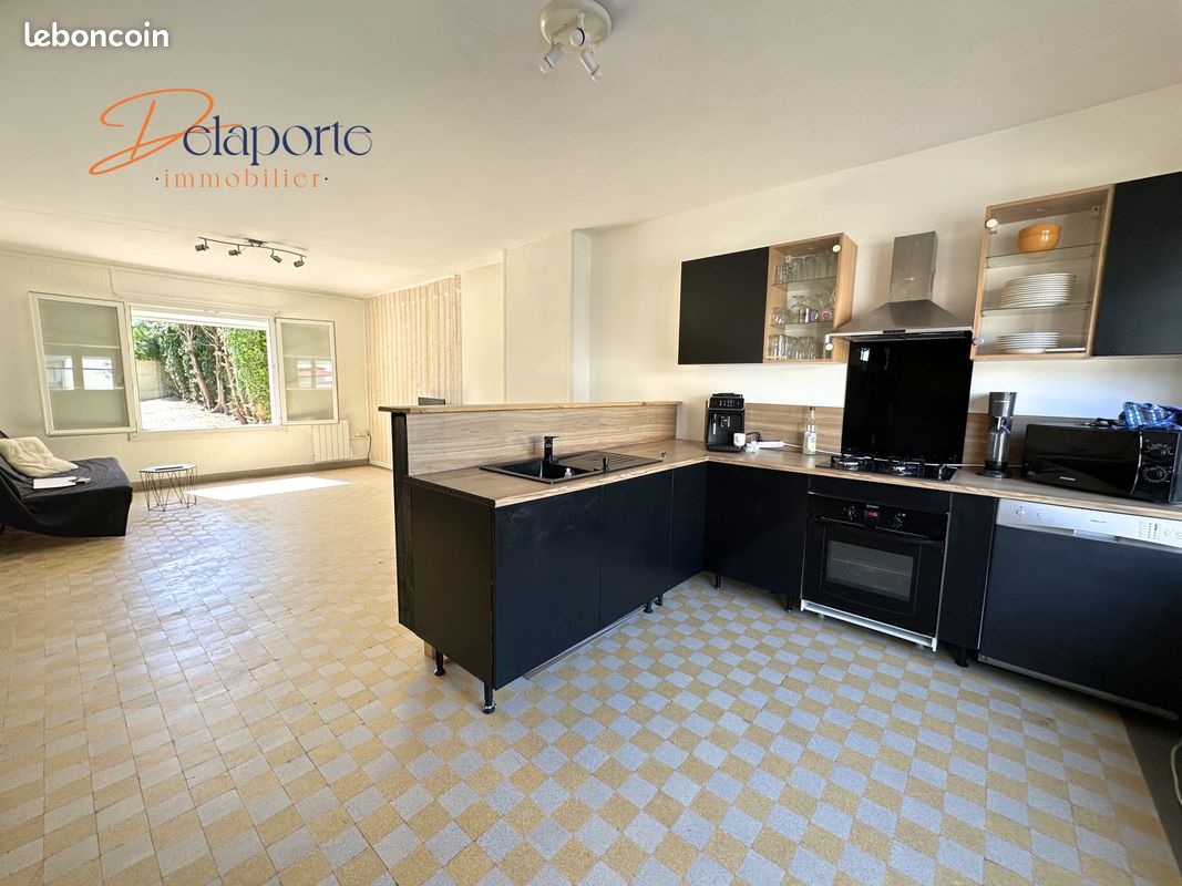 Maison 3 pièces 90 m² · à Hangest-sur-Somme · 90 m² · 147 900 €