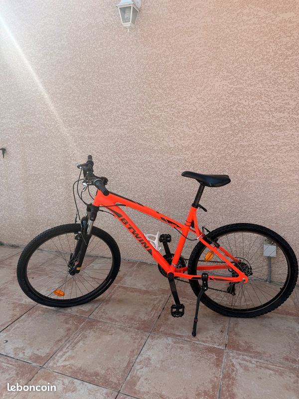 VTT Homme Rockrider 340 Taille M - Decathlon - Vélo Tout Terrain Semi-rigide Neuf