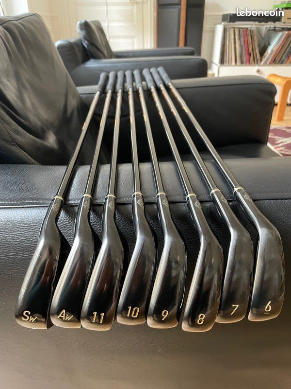 Set De Fers HONMA BERES NOIR 2022 - 6 Clubs (8-GW-SW) - Flex Regular - Droitier - Occasion
