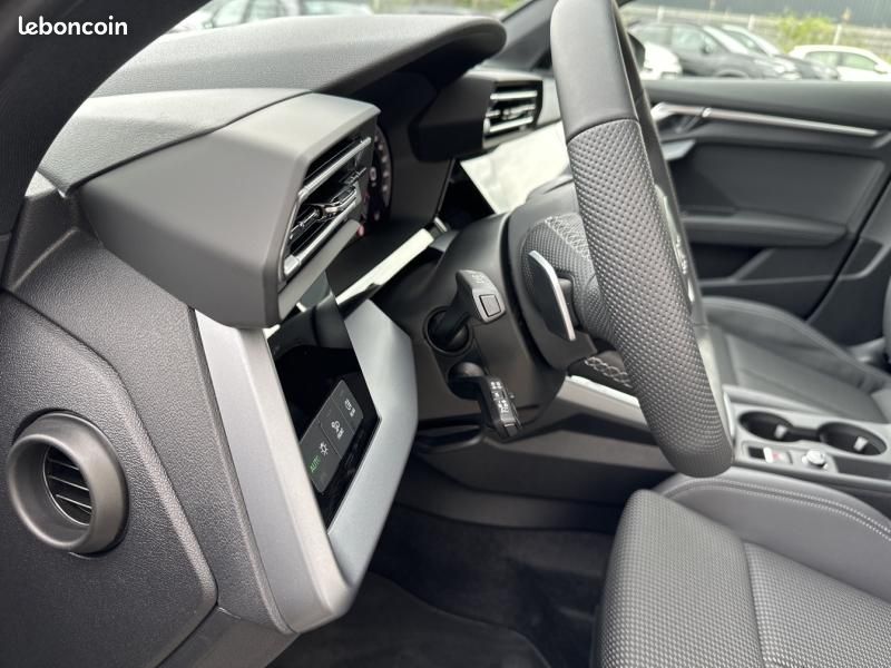 Audi A3 Sportback 1.5 TFSI 150ch Hybride S line S tronic 7 (image 22)