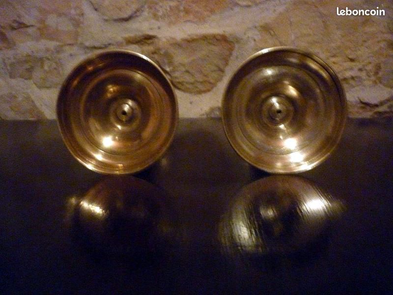 Paire de bougeoirs en cuivre (image 2)
