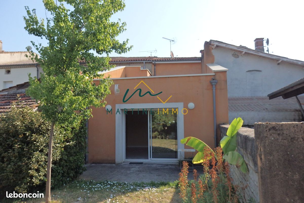 Maison 5 pièces 140 m² · à Sainte-Bazeille · 140 m² · 150 700 €