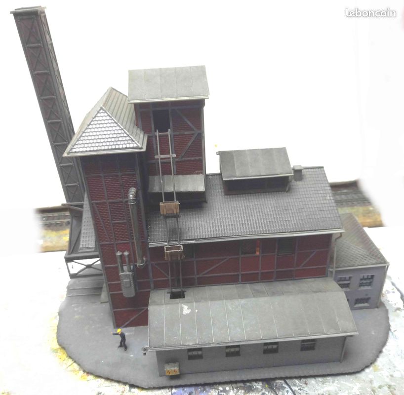 Maquette D'immeuble Usine Kibri - échelle HO, Occasion, Pour Réseau De Train Miniature
