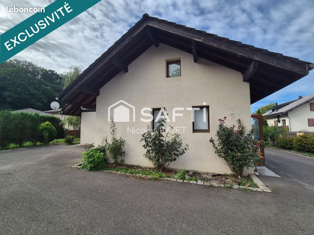 Maison 7 pièces 136 m² · à Armoy · 136 m² · 560 000 €