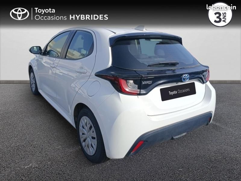 Toyota Yaris 116h Dynamic 5p MY22 (image 2)