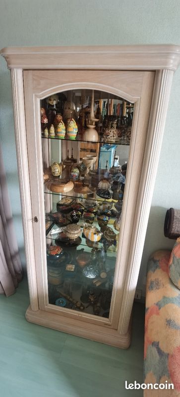 Vitrine (image 1)