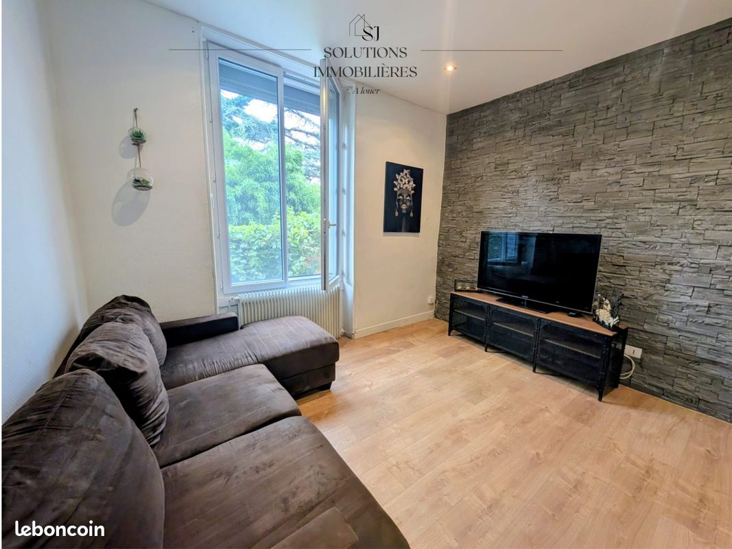 Appartement 3 pièces 50 m² · à Saint-Chamond · 50 m² · 615 €